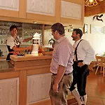 Landhaus Maria Bed&Breakfast 3* Regen